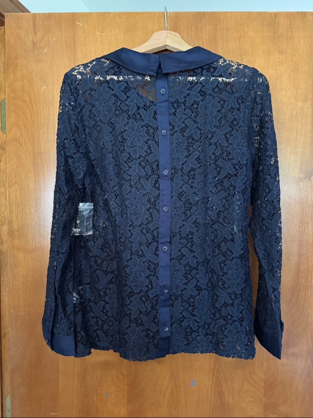 NWOT ModCloth Size XL Navy Lace Long-Sleeve Blouse with Peter Pan Collar - Picture 2 of 6